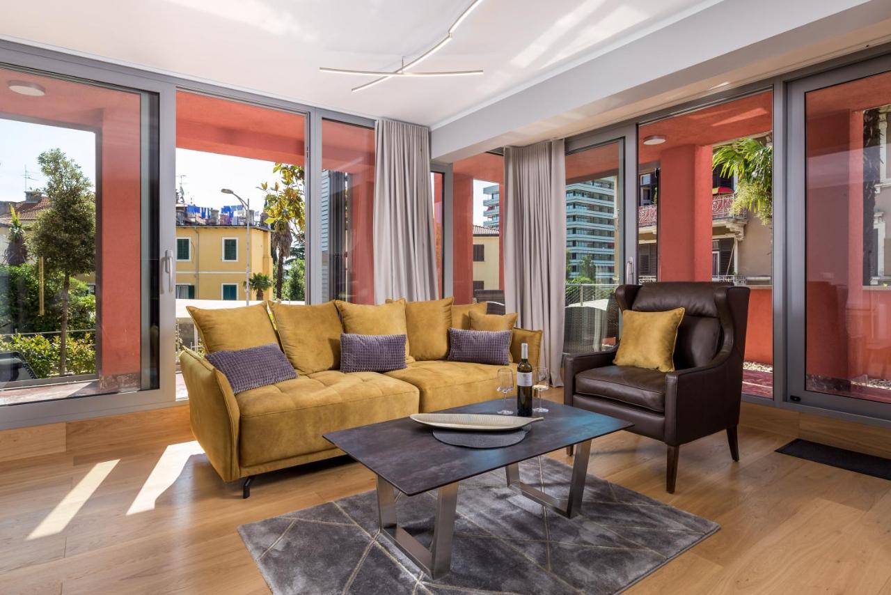 אופטיה Luxury City Center Apartment -50M To The Sea מראה חיצוני תמונה