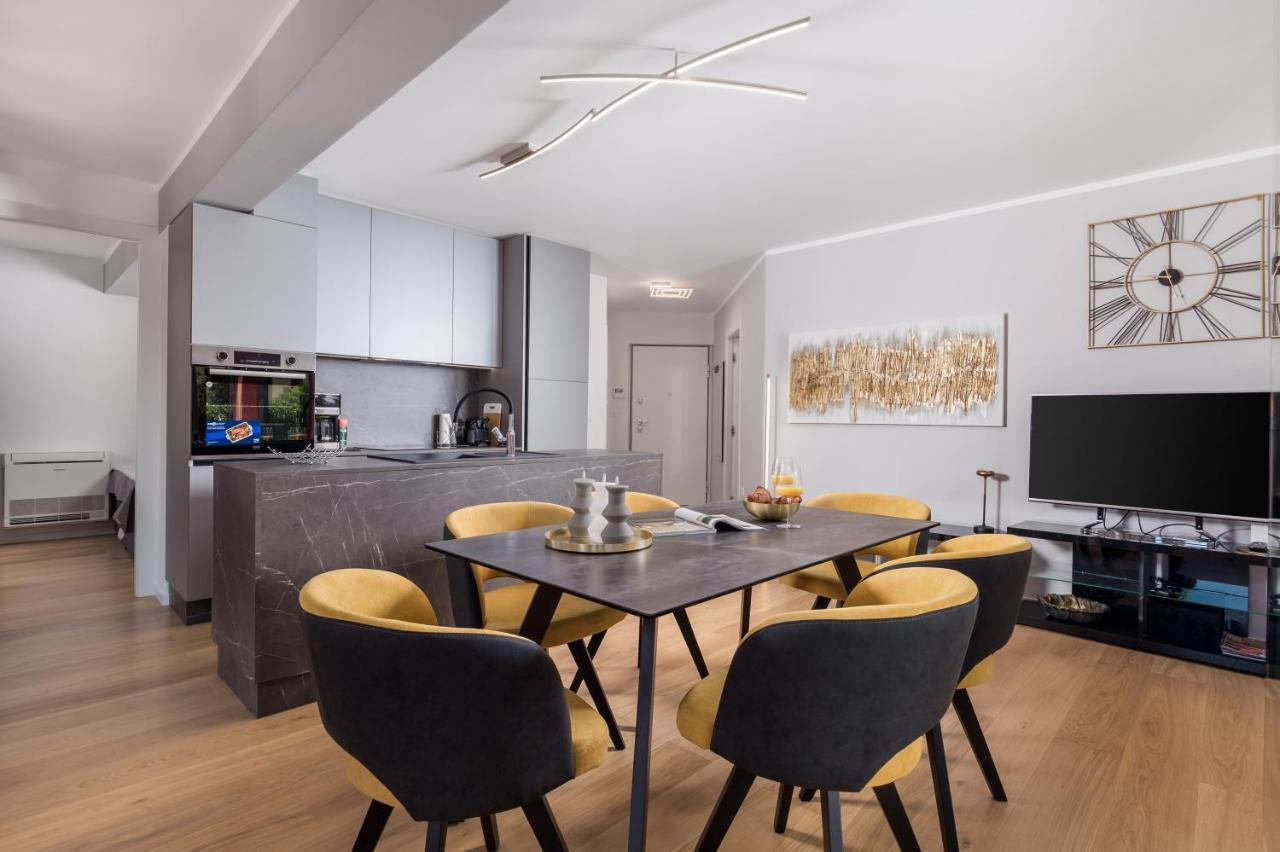 אופטיה Luxury City Center Apartment -50M To The Sea מראה חיצוני תמונה